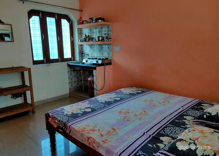 Jashoda Home Stay
